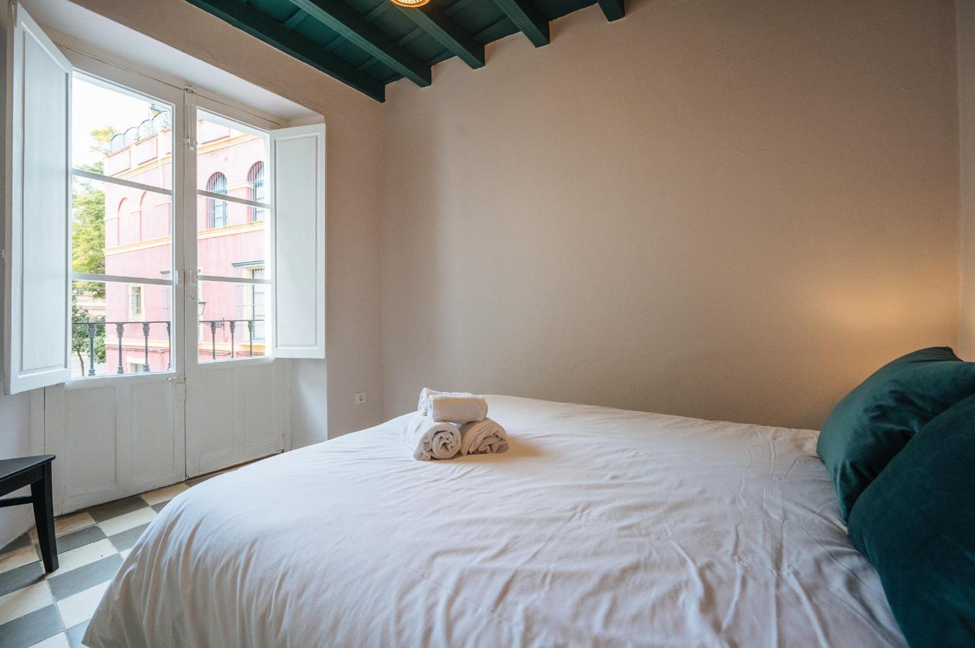 Independent Beautiful House Center With Private Parking * Seville