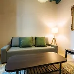 Independent Beautiful House Seville City Center With Private Parking