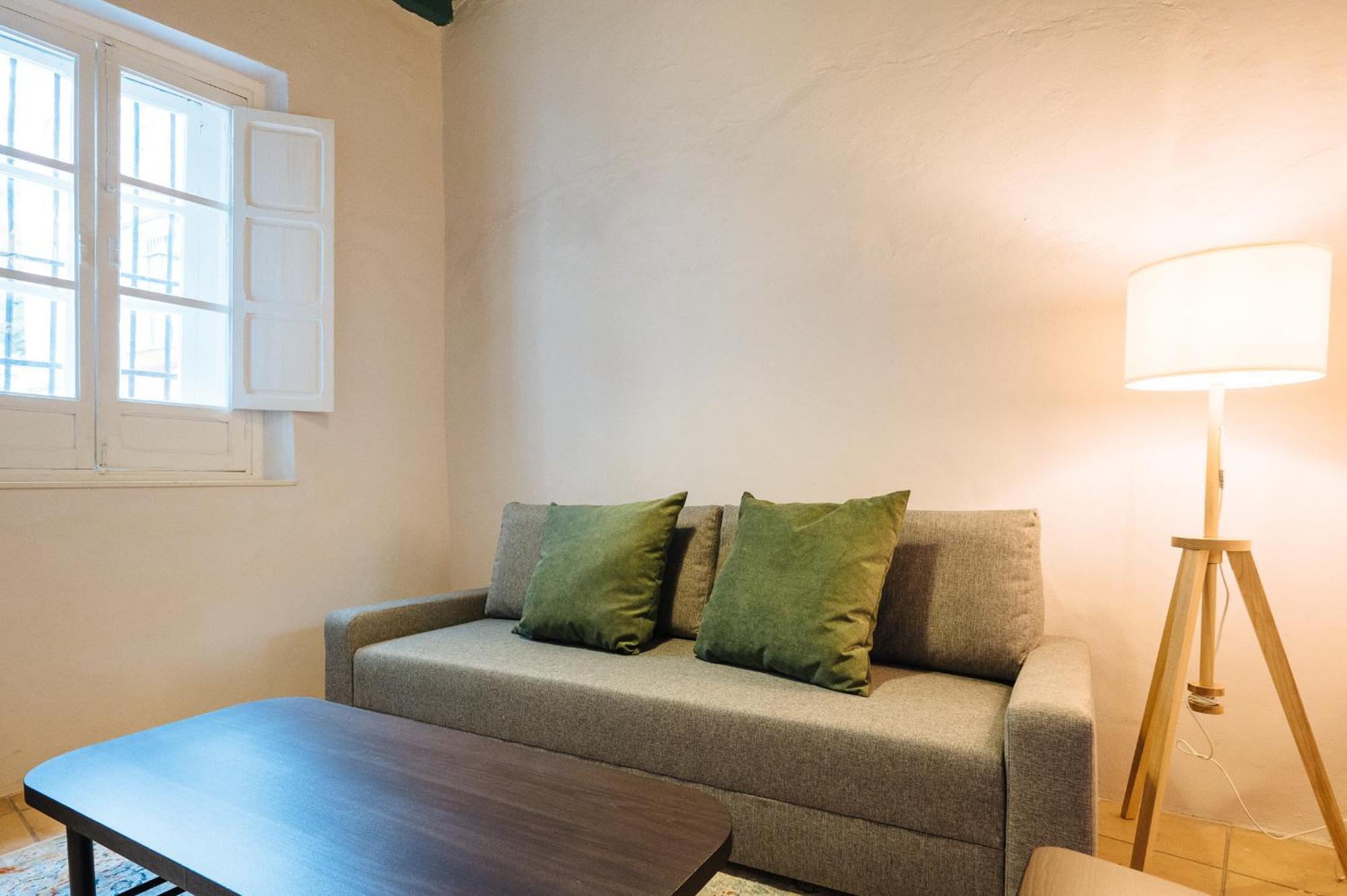 Independent Beautiful House Center With Private Parking * Séville