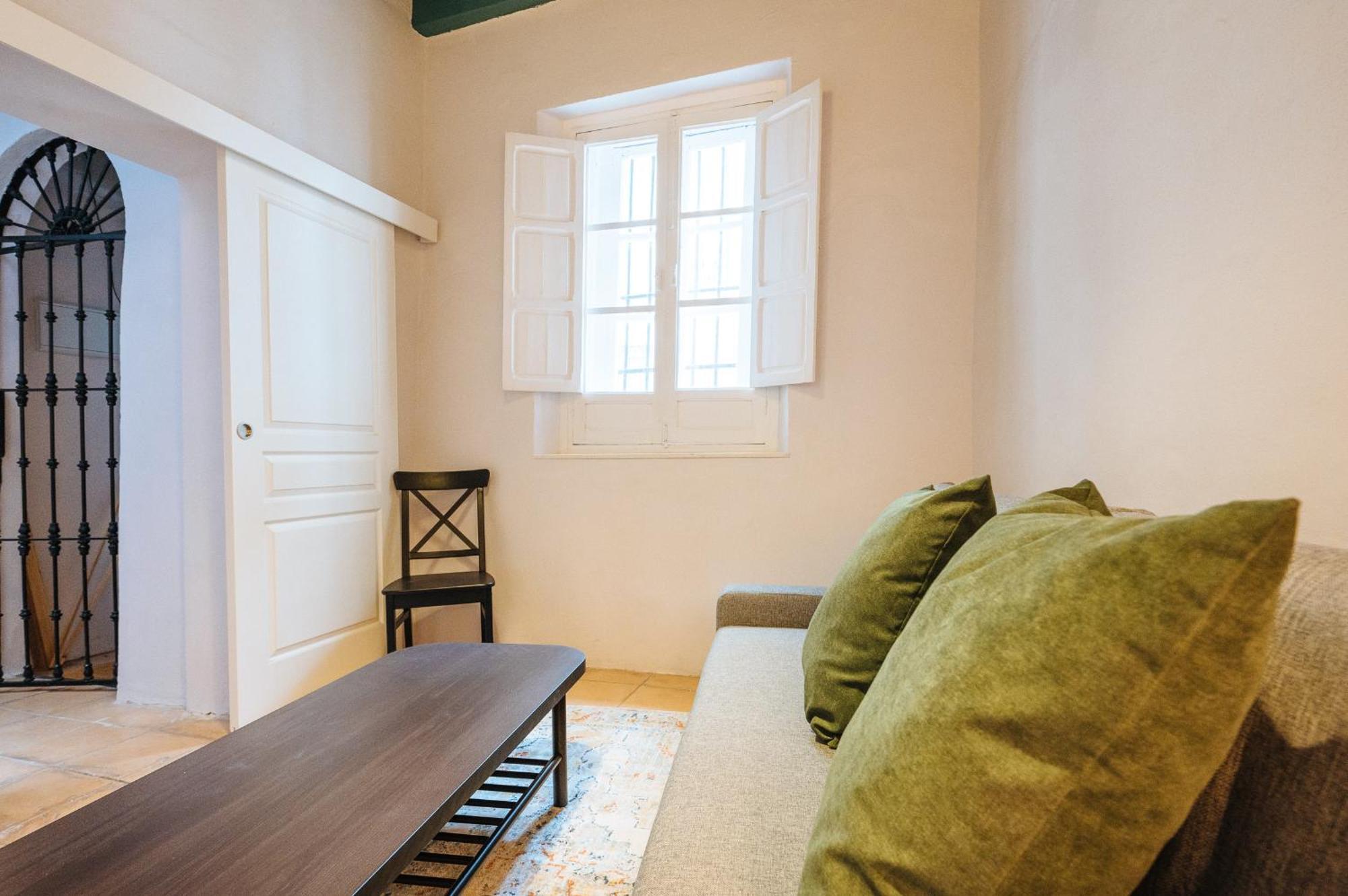 Independent Beautiful House Center With Private Parking Hébergement de vacances