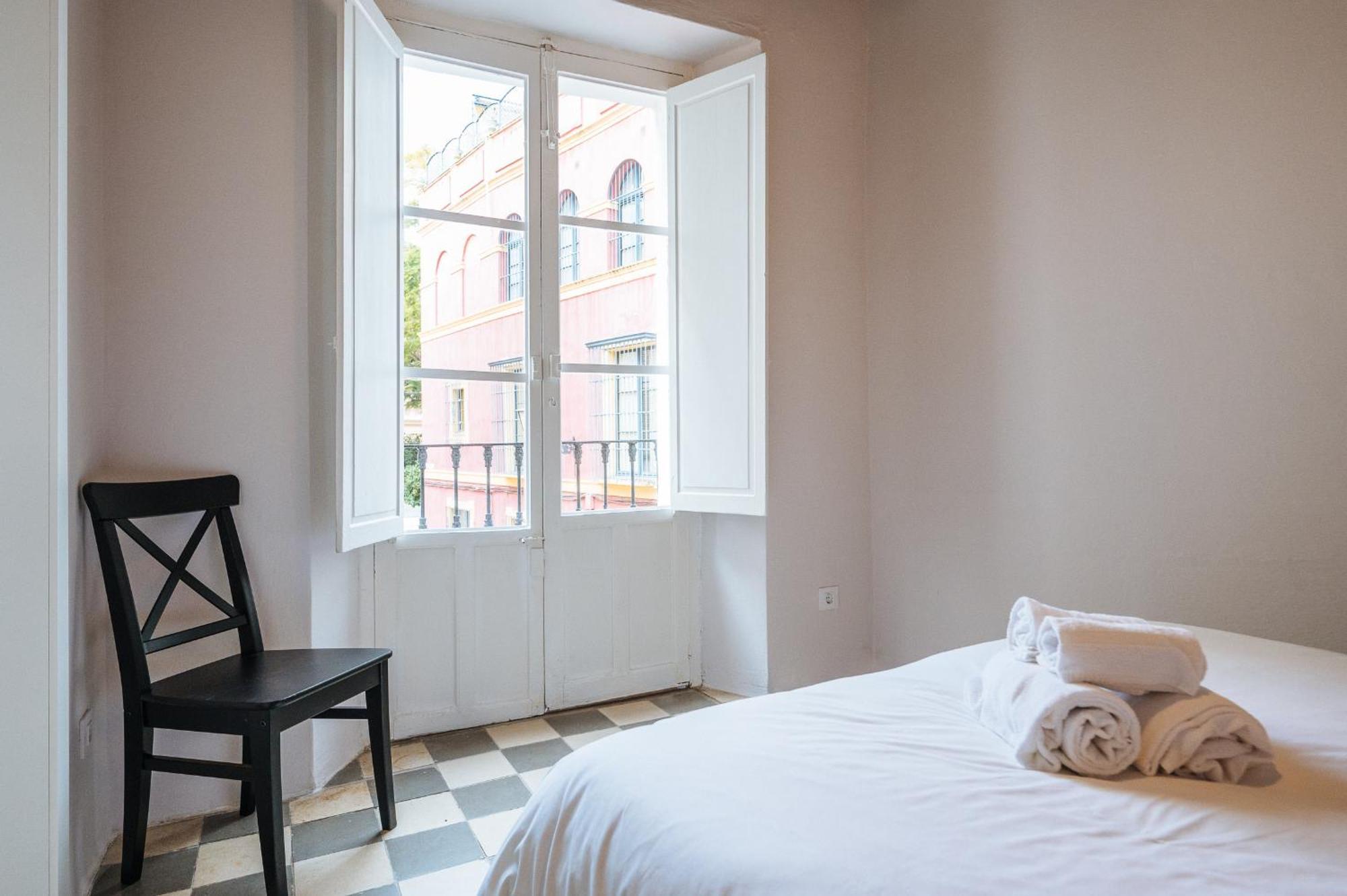 Hébergement de vacances Independent Beautiful House Center With Private Parking Séville